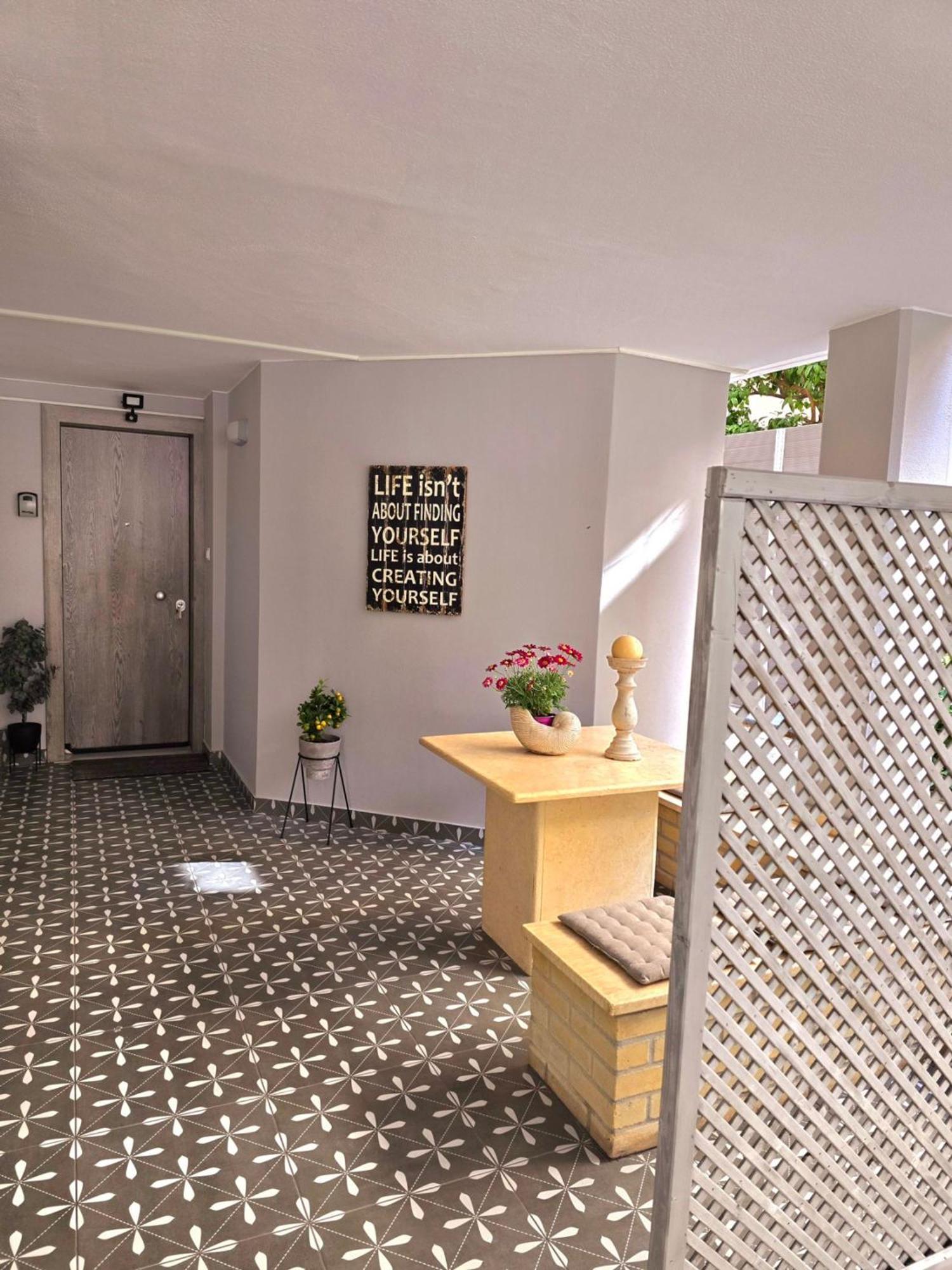Glyfada'S Cosy Apartments Athens Luaran gambar